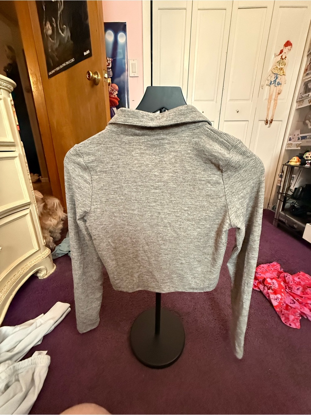 Le lis Gray Ribbed Cropped Button-Up Cardigan - Picture 4 of 4